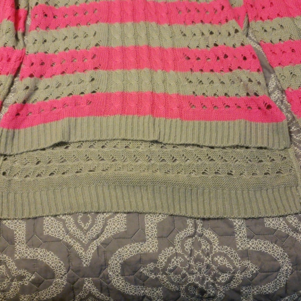 Allen B. Sweater - Picture 3 of 7